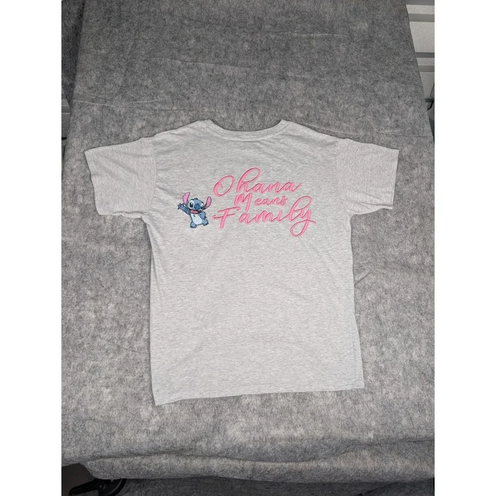 Lilo & Stitch | Disney | Gray | Kids | Ohana‎ Means Family Graphic T-Shirt | M